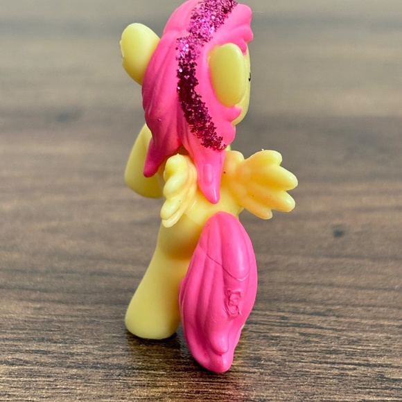 2010 MY LITTLE PONY Blind Bag Wave 15 Glitter FLUTTERSHY Figure 2"  Cake Topper - Picture 6 of 8